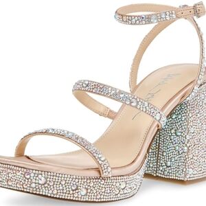 Betsey Johnson SB Denni Size 8.0